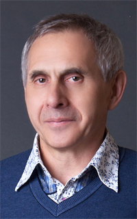 Александр Михайлович - репетитор по математике и физике