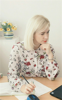 Оксана Юрьевна - репетитор по обществознанию