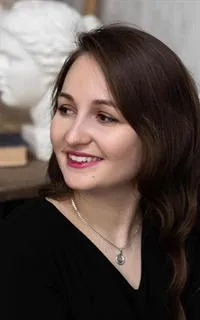 Ильмира Рашидовна - репетитор по изобразительному искусству