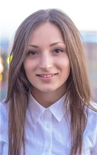 Марина Александровна - репетитор по предметам начальной школы и подготовке к школе