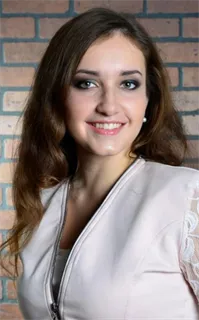 Анастасия Константиновна - репетитор по английскому языку и французскому языку