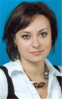 Ирина Валериевна - репетитор по предметам начальной школы и подготовке к школе