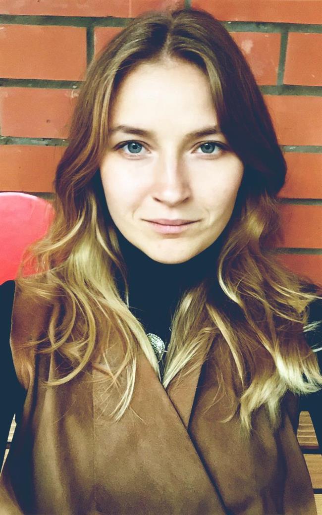 Вера Андреевна - репетитор по русскому языку, английскому языку и предметам начальной школы