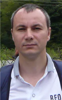 Евгений Валериевич - репетитор по обществознанию и истории