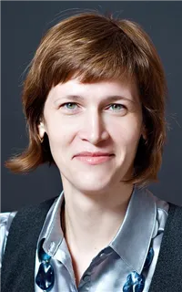 Наталья Михайловна - репетитор по химии и биологии