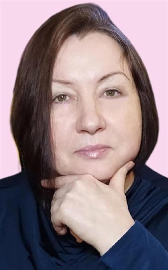 Елена Анатольевна - репетитор по русскому языку и предметам начальной школы