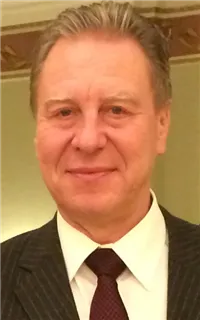 Григорий Михайлович - репетитор по математике