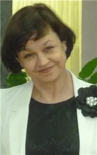 Юлия Михайловна - репетитор по английскому языку и немецкому языку