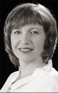 Нина Викторовна - репетитор по химии и биологии