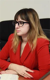 Анна Викторовна - репетитор по обществознанию и истории