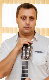 Никита Игоревич - репетитор по музыке