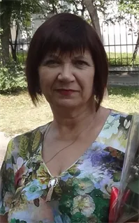 Нина Семеновна - репетитор по истории и обществознанию