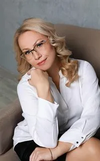 Юлия Олеговна - репетитор по русскому языку и литературе