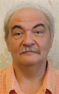 Владимир Иванович - репетитор по биологии
