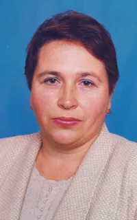Валентина Васильевна - репетитор по предметам начальной школы и немецкому языку