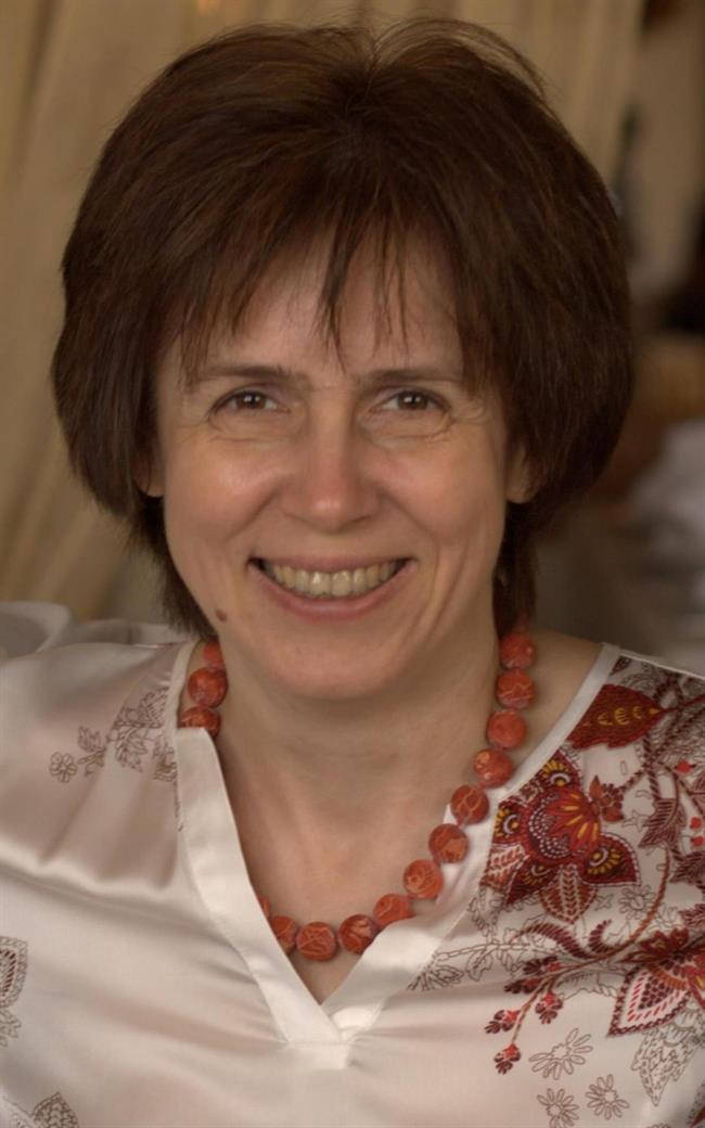 Елена Вячеславовна - репетитор по физике и математике