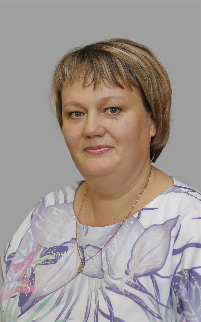 Светлана Ивановна - репетитор по предметам начальной школы и подготовке к школе