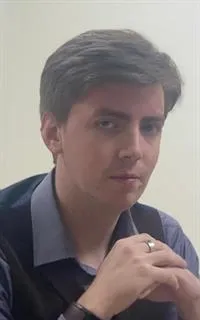 Артем Витальевич - репетитор по математике, физике и информатике