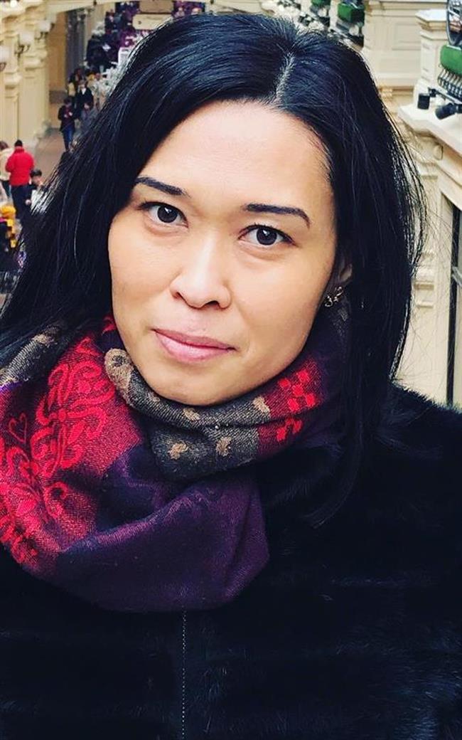 Гульжана Сирикбаевна - репетитор по математике и физике