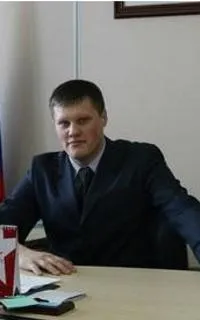 Денис Олегович - репетитор по истории и обществознанию