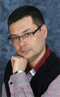 Ильяс Саидович - репетитор по истории и обществознанию