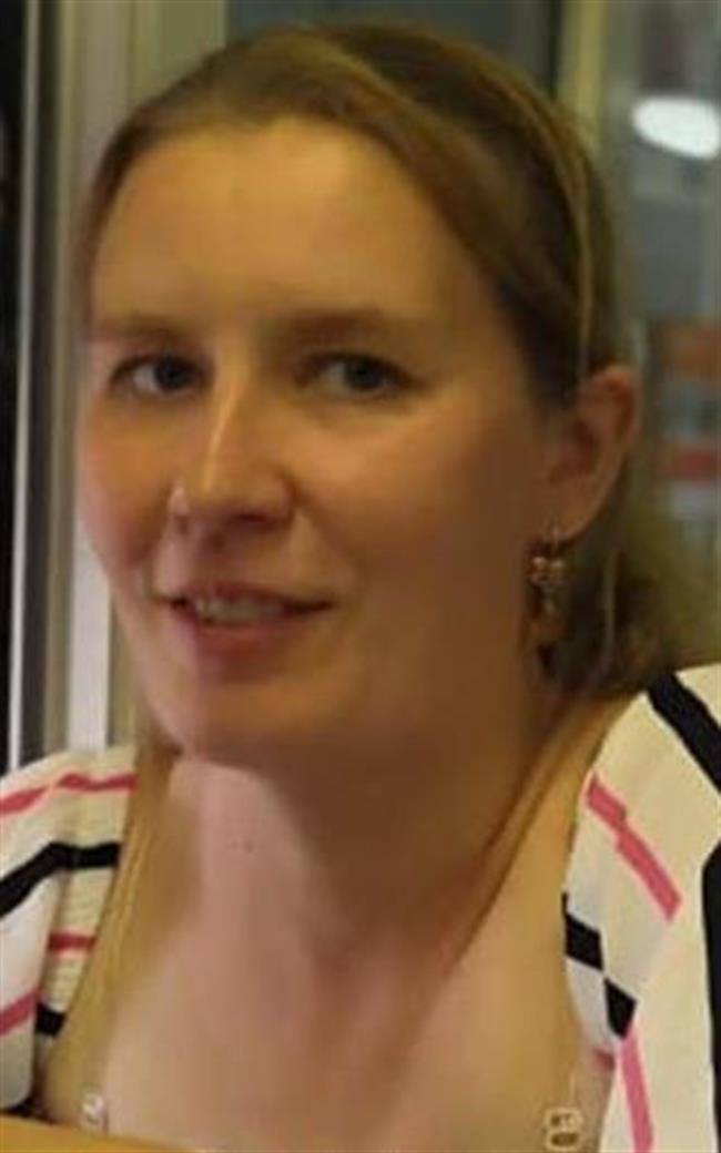 Лилия Андреевна - репетитор по физике и математике