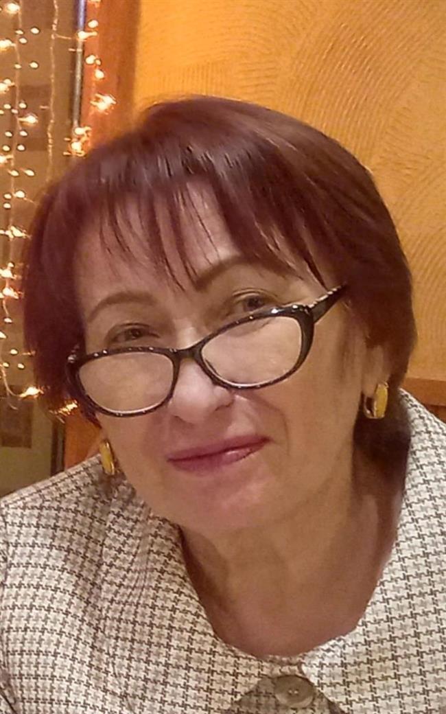 Лидия Михайловна - репетитор по французскому языку и испанскому языку