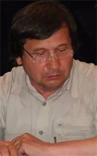 Анатолий Викторович - репетитор по музыке