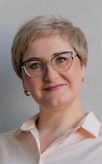 Ирина Владимировна - репетитор по предметам начальной школы и подготовке к школе