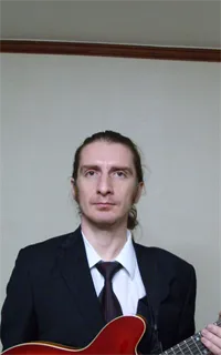 Денис Леонидович - репетитор по музыке