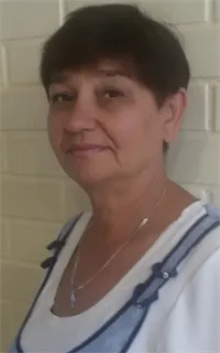 Валентина Николаевна - репетитор по физике