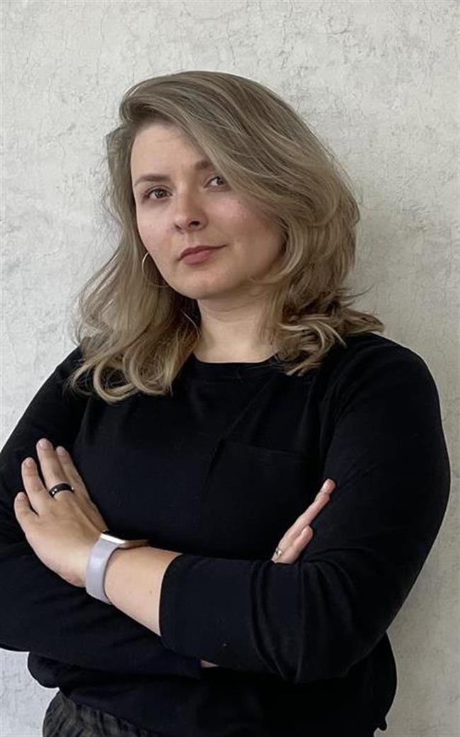 Дарья Ростиславовна - репетитор по истории и обществознанию