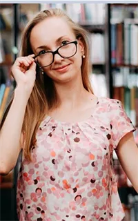 Валерия Олеговна - репетитор по математике