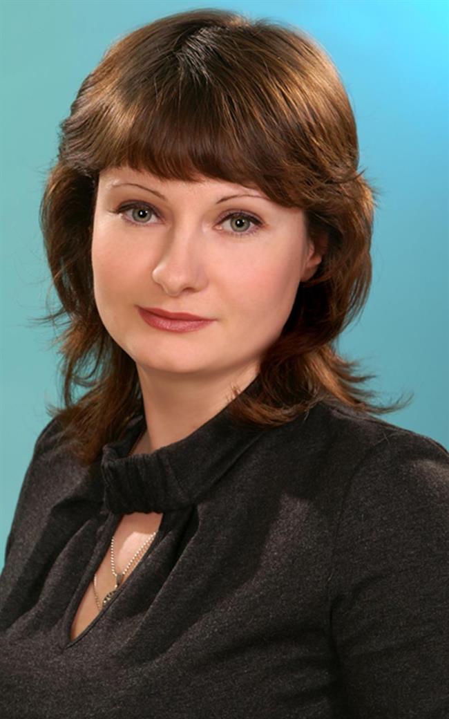 Маргарита Борисовна - репетитор по истории и обществознанию