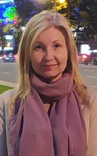 Эльвира Ильшатовна - репетитор по подготовке к школе, английскому языку и предметам начальной школы