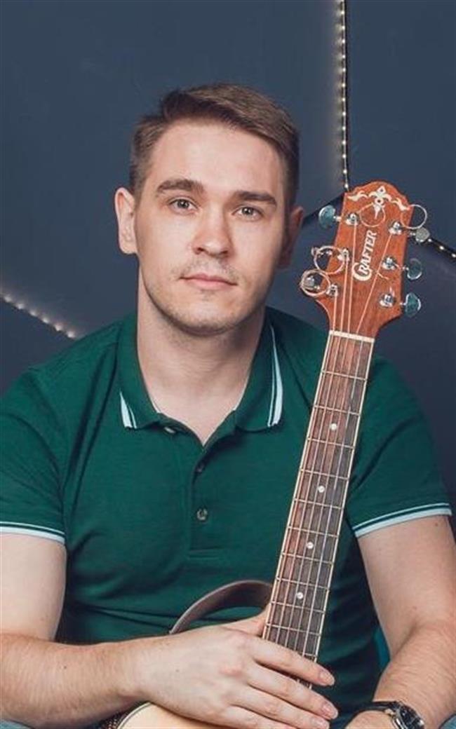 Петр Валерьевич - репетитор по музыке