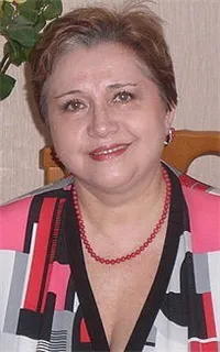 Нина Александровна - репетитор по обществознанию