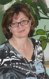 Светлана Викторовна - репетитор по химии, физике и биологии