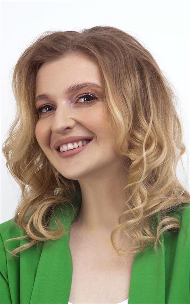 Оксана Николаевна - репетитор по математике и физике