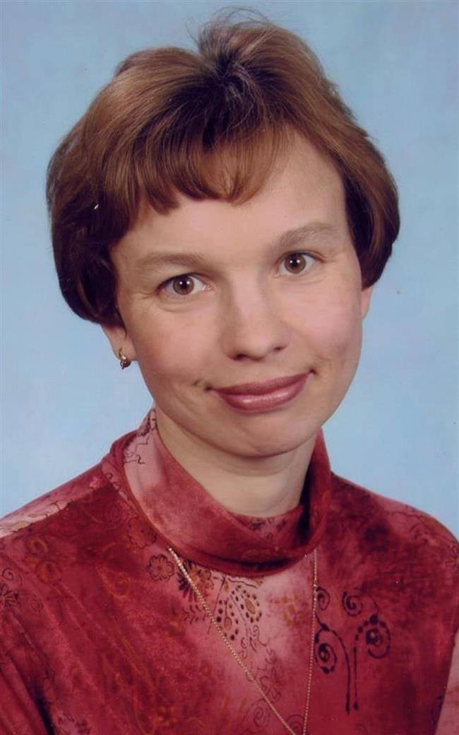 Ирина Леонидовна - репетитор по предметам начальной школы и подготовке к школе