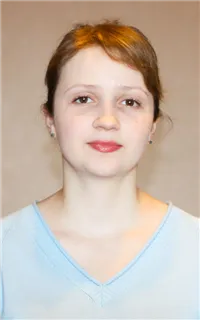 Александра Юрьевна - репетитор по биологии и химии