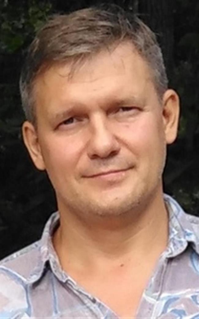 Денис Юрьевич - репетитор по математике, другим предметам и информатике