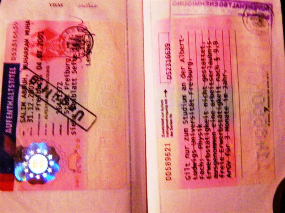 Документ о проживании в Германии для учебы.