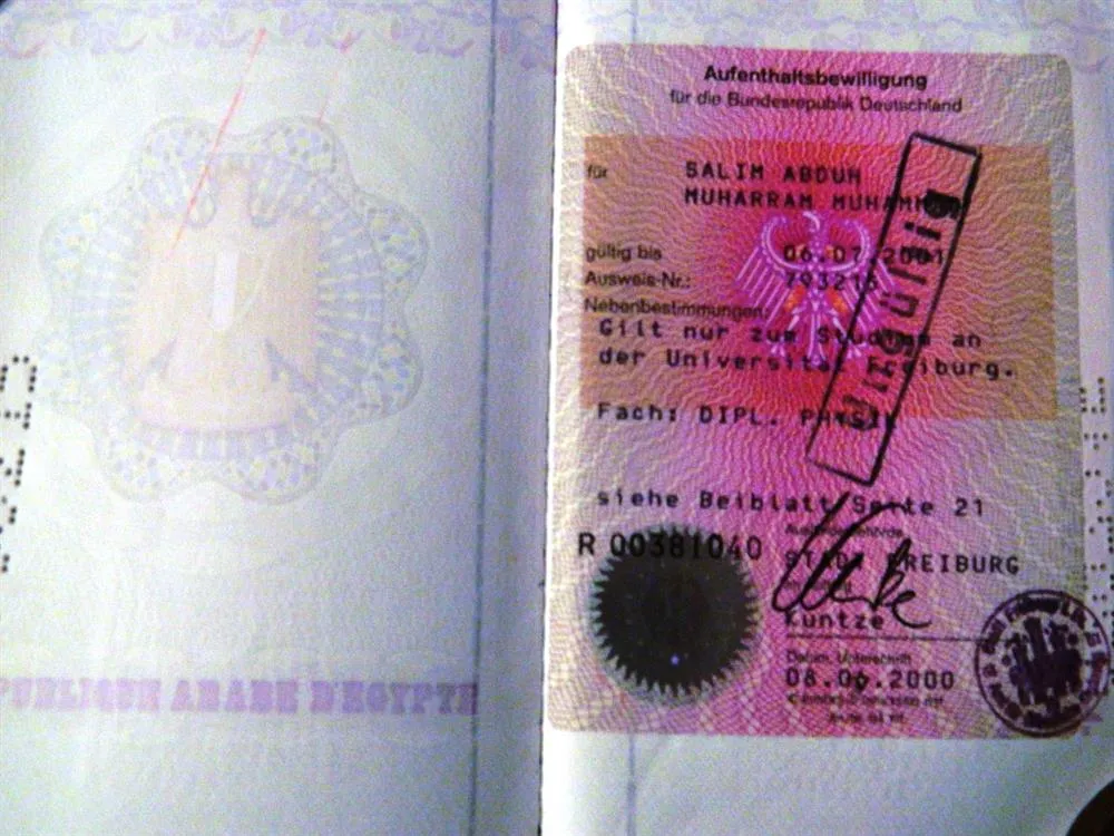 Документ о проживании в Германии для учебы.