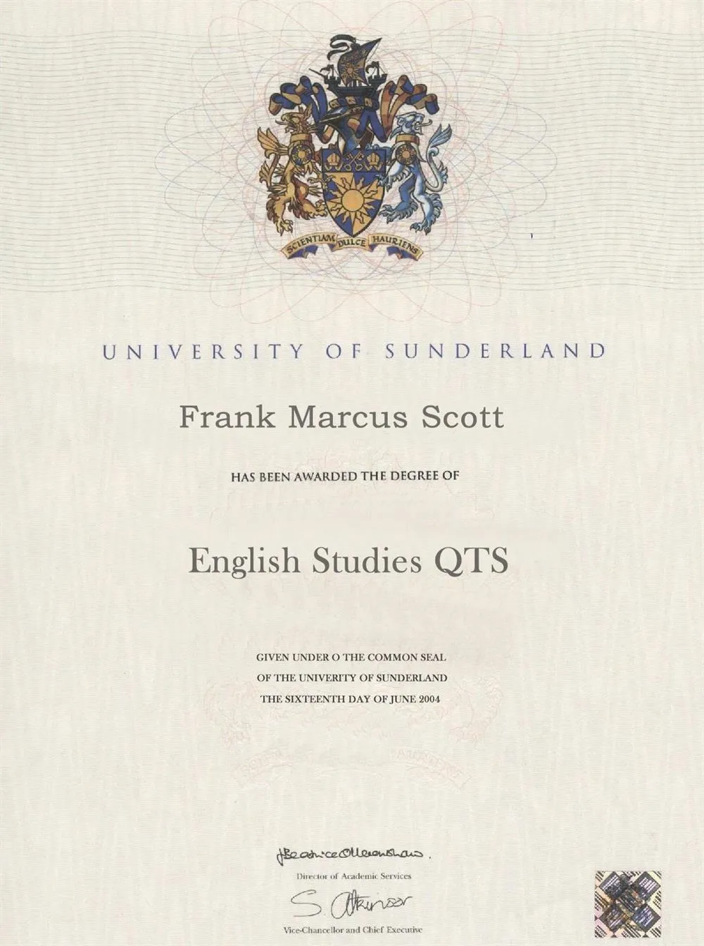 Bachelor Degree in English Studies QTS - Qualified Teacher Status