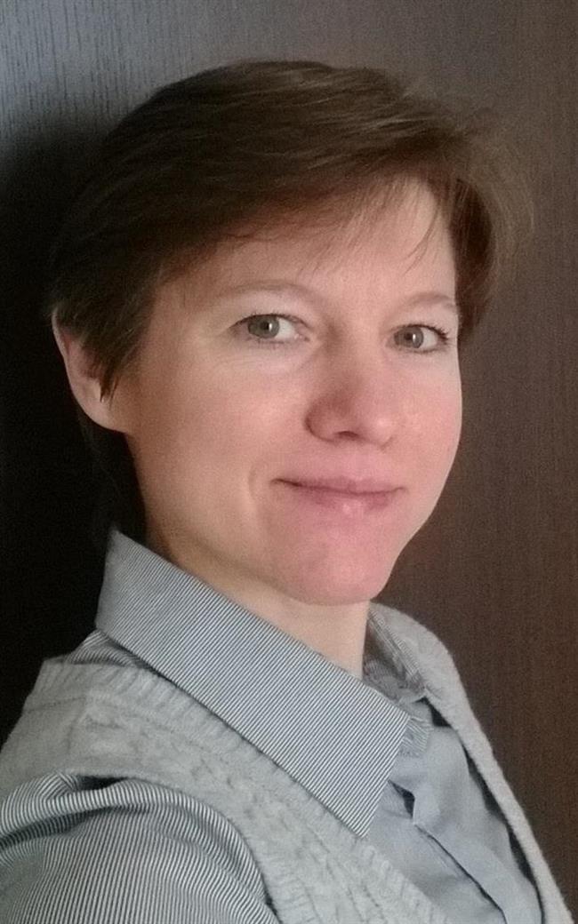Елена Николаевна - репетитор по предметам начальной школы и математике