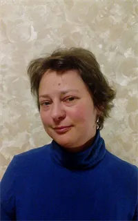 Юлия Игоревна - репетитор по английскому языку, испанскому языку, русскому языку и предметам начальной школы