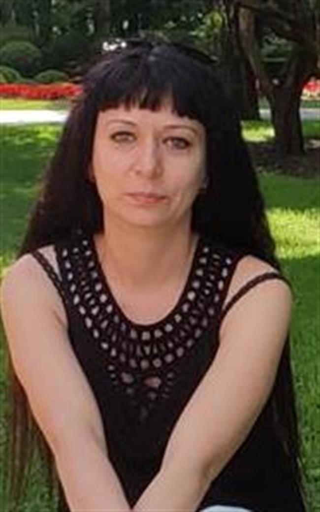 Виктория Александровна - репетитор по английскому языку и французскому языку