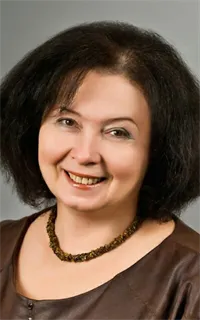 Елена Владимировна - репетитор по английскому языку и французскому языку