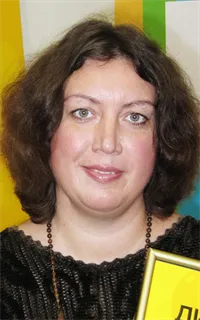 Дина Игоревна - репетитор по музыке